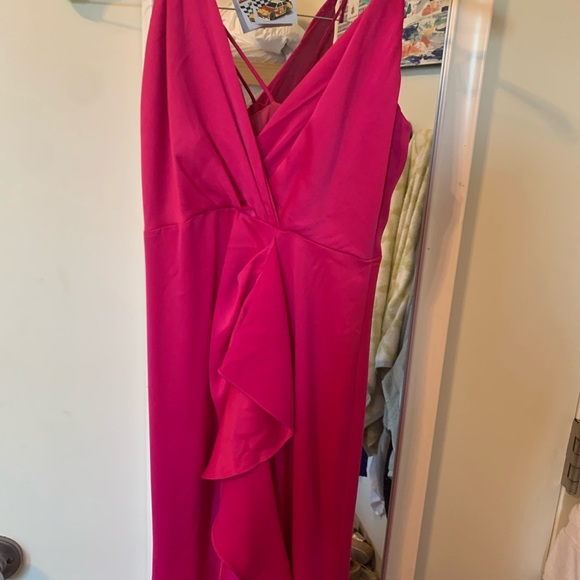 Jay Godfrey Elsie ruffle front gown in bright fuchsia. Size 00 - Picture 5 of 6
